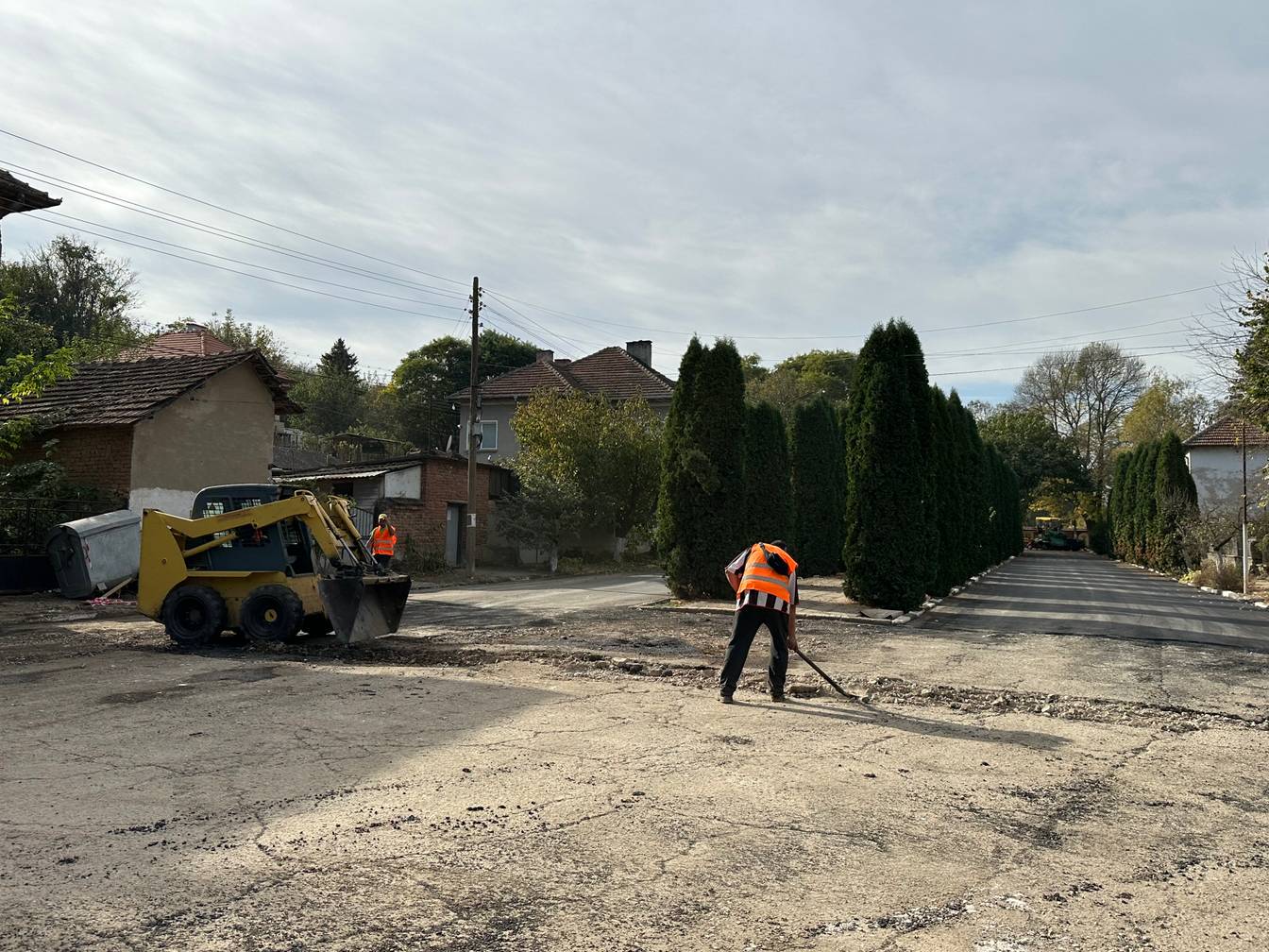В оряховското село Лесковец продължава реконструкцията на водопроводи